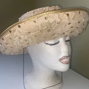 Whittall & Shon | Accessories | Gorgeous Natural Straw 